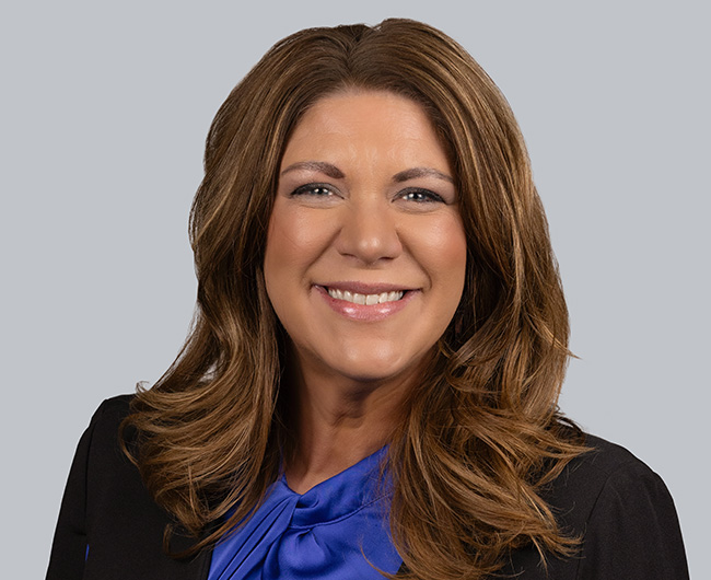 Kim Settel professional headshot